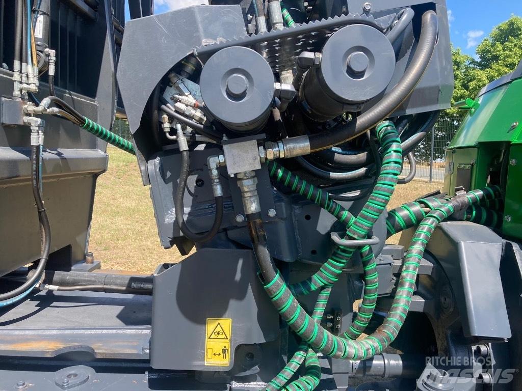 John Deere 1210G Forvarderi
