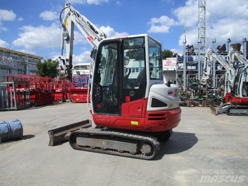 Takeuchi TB240 Mini bageri < 7t