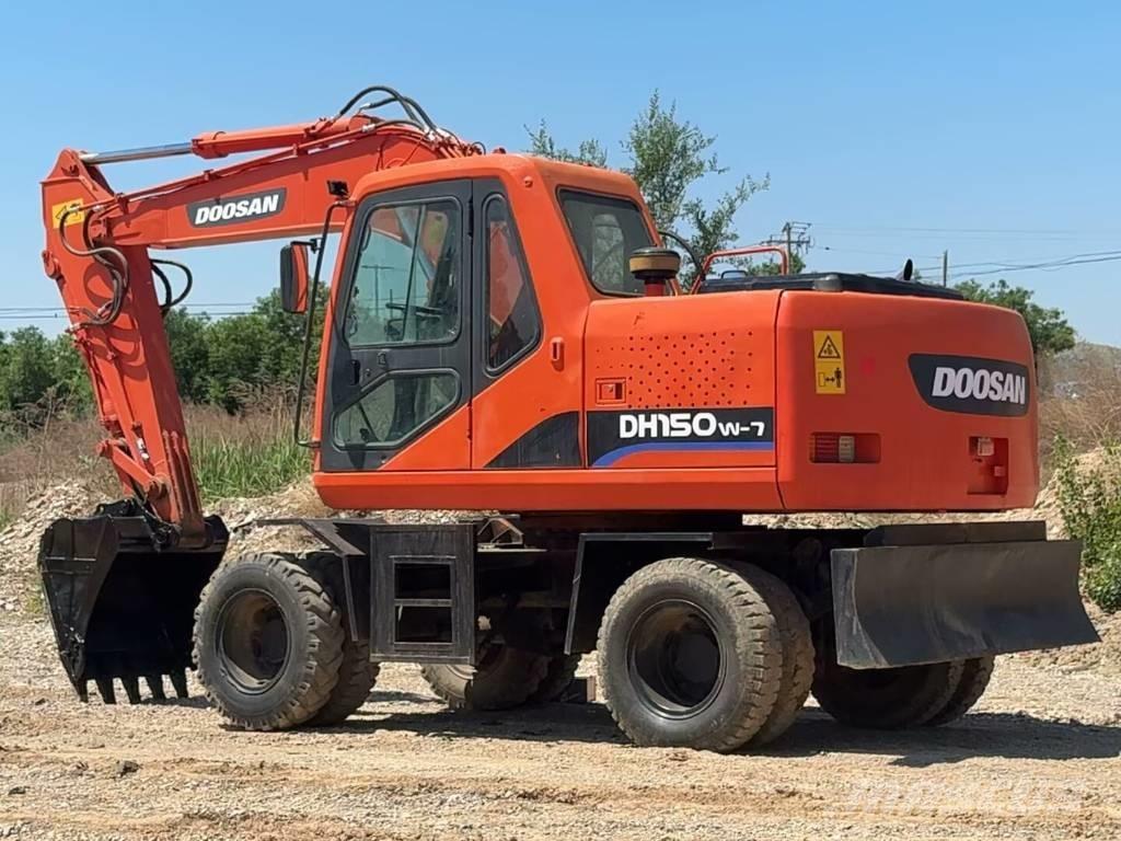 Doosan DH150 W-7 Bageri točkaši