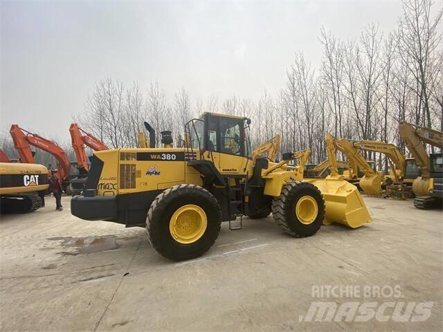 Komatsu WA380 Utovarivači na točkove