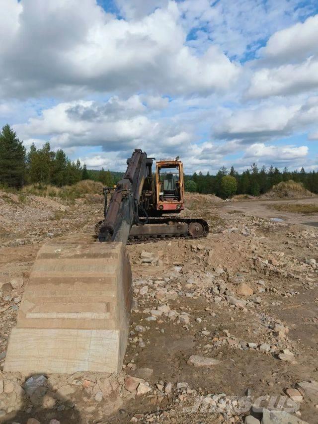 Åkerman 16 Bageri guseničari