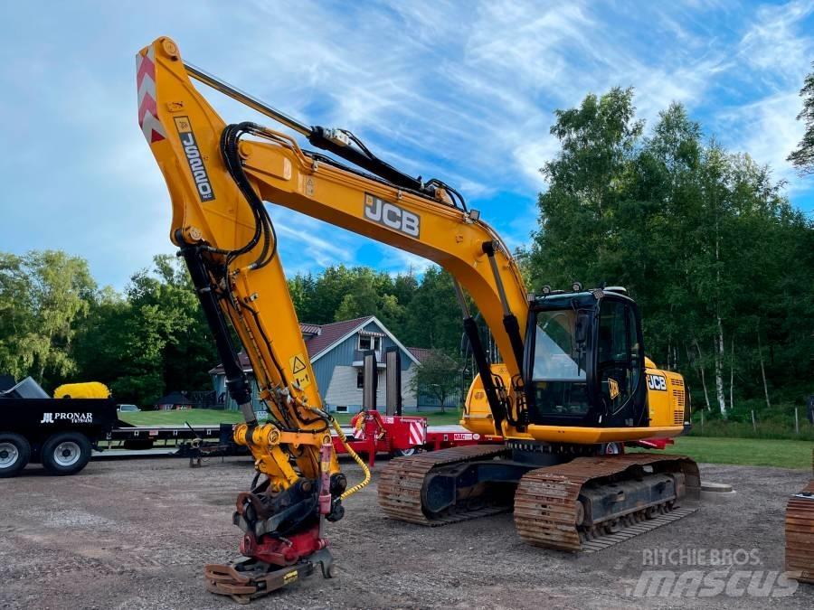 JCB JS 220 N LC Bageri guseničari