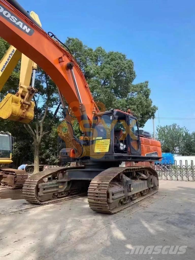 Doosan DX530 LC Bageri guseničari