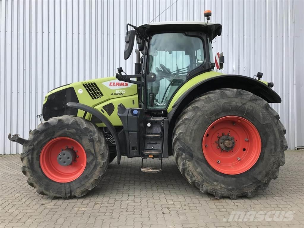 CLAAS Axion 870 Traktori
