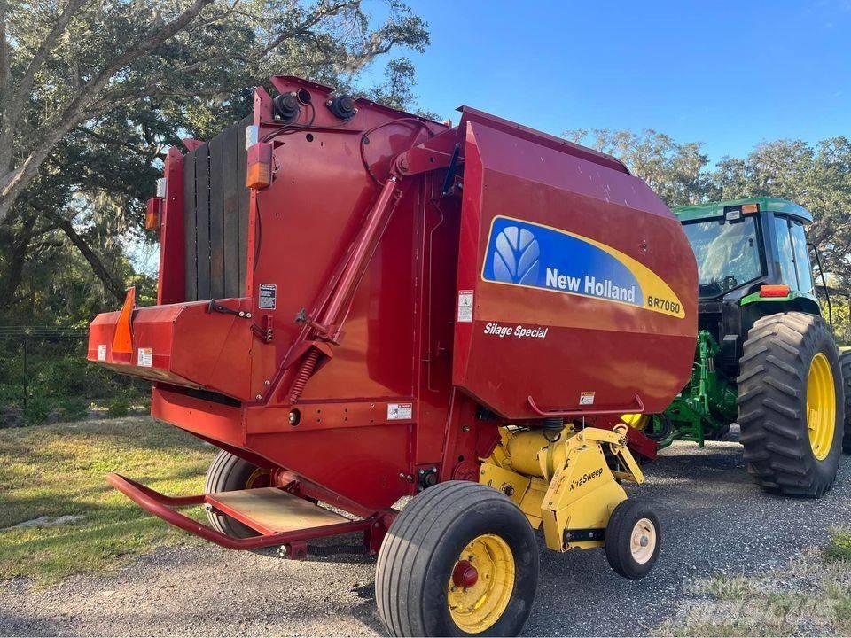 New Holland BR 7060 Prese/balirke za rolo bale