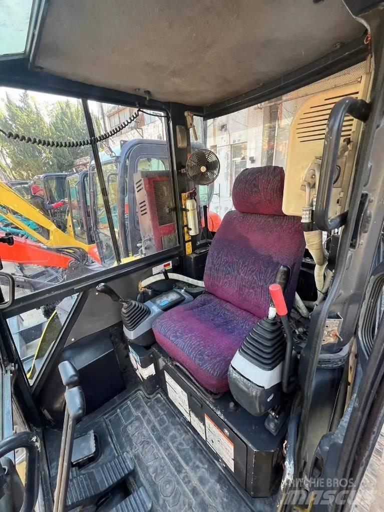 Komatsu PC 40 MR Mini bageri < 7t