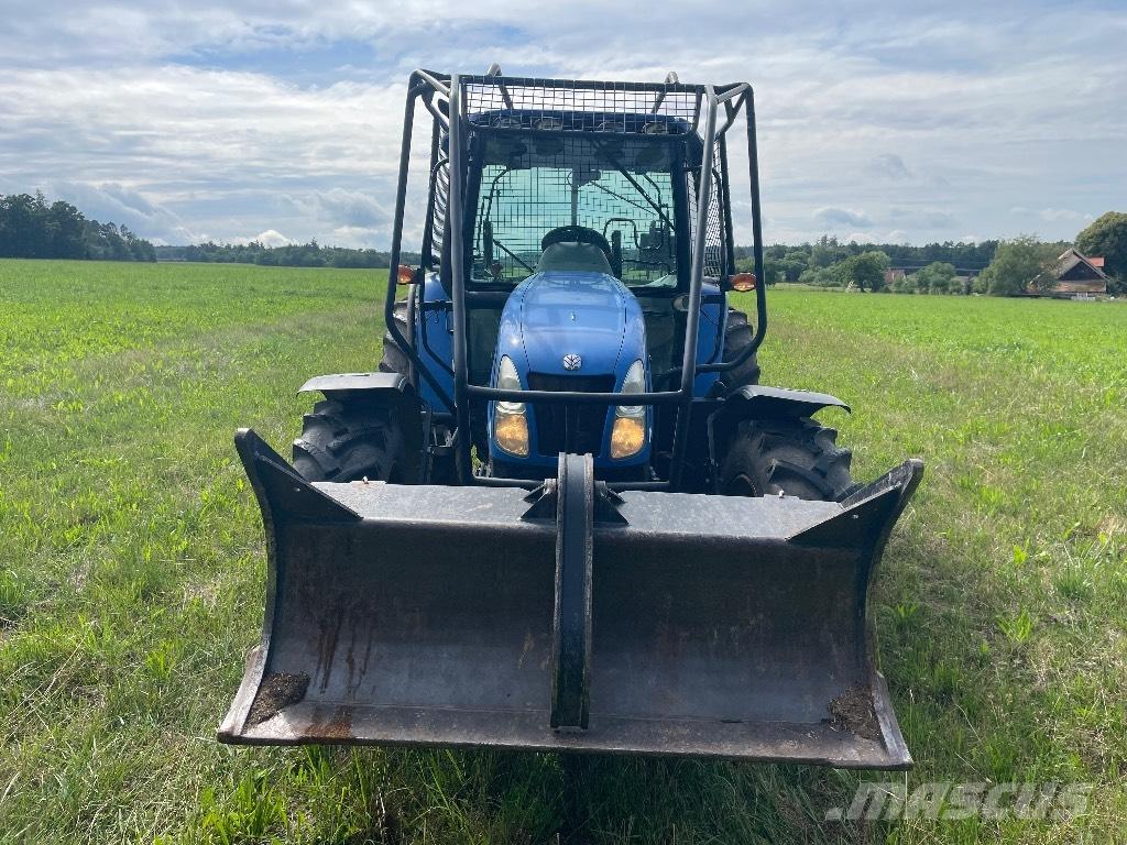 New Holland T5050 Šumarski traktori