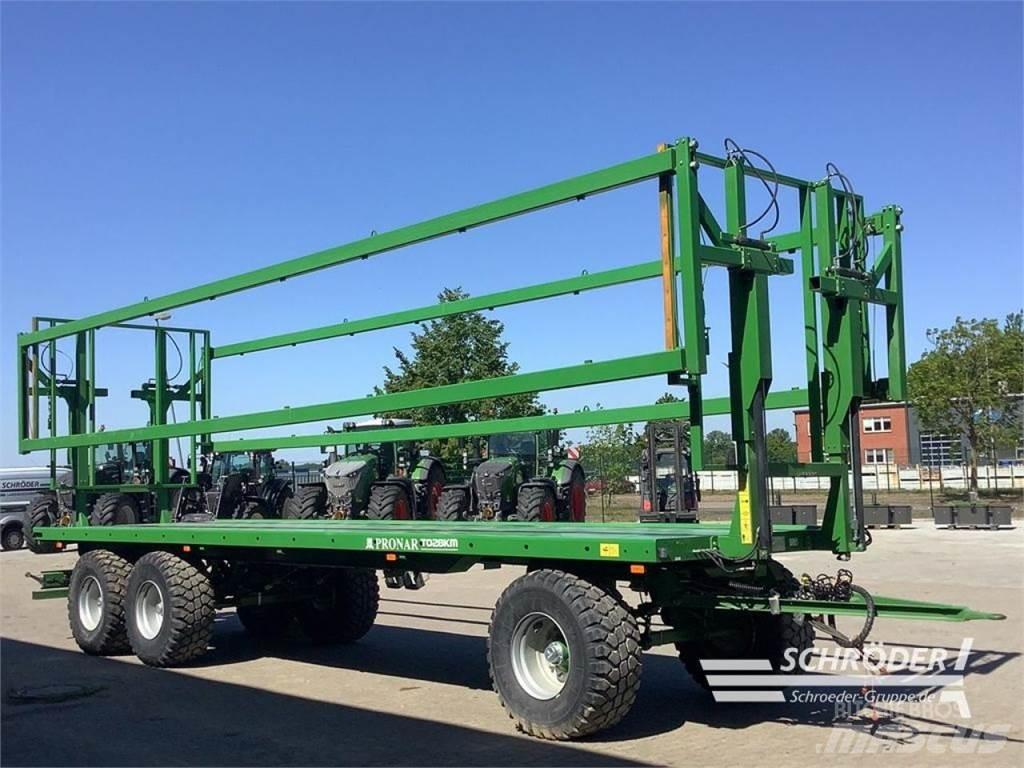 Pronar T028 KM Prikolice za bale