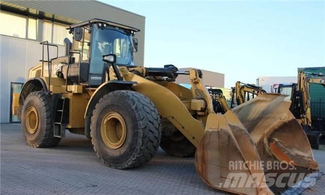 CAT 966M Utovarivači na točkove