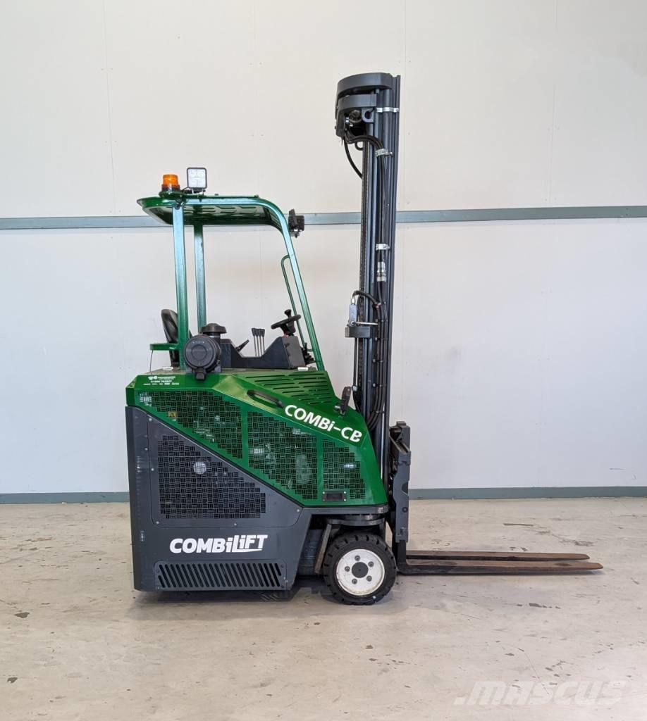 Combilift CB 3000 Viljuškari sa 4-stranskim dohvatom