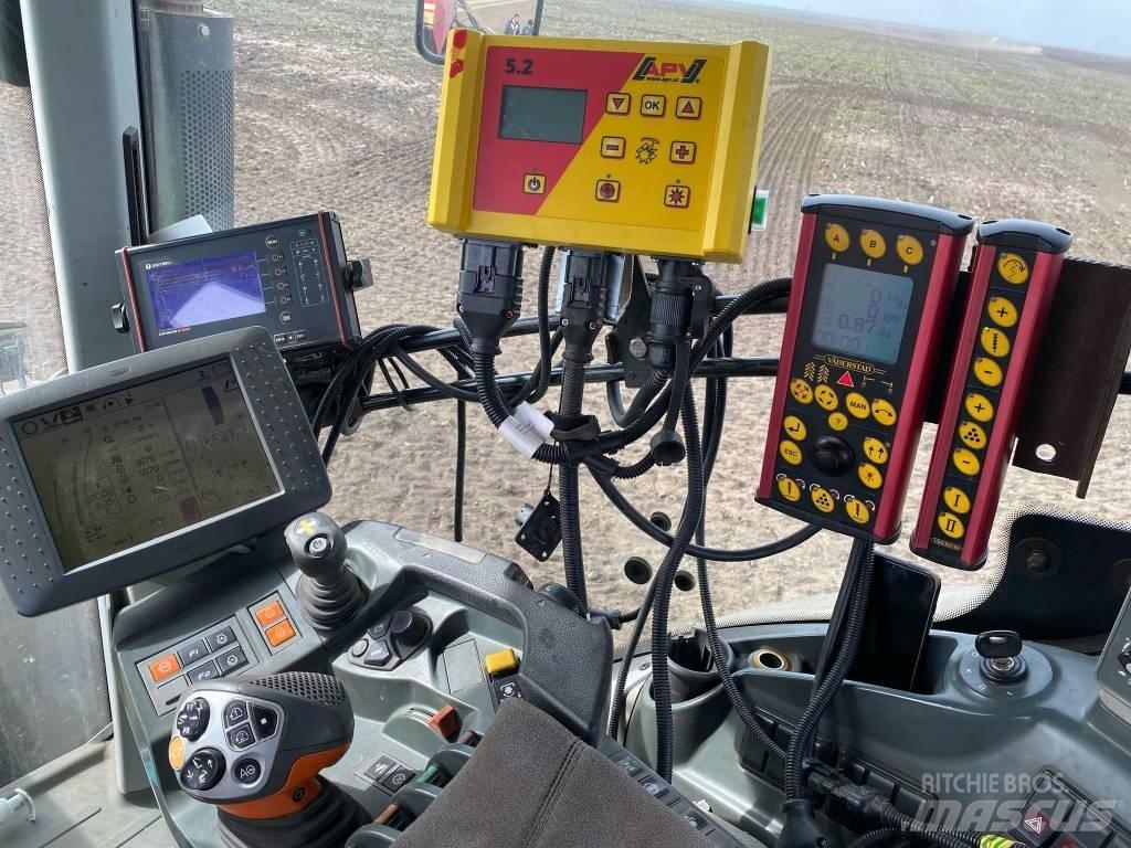 CLAAS Axion 940 SCR Traktori