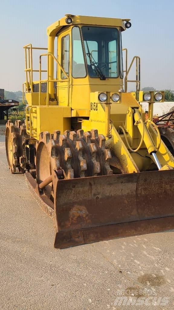 CAT 815 B Nabijači zemlje