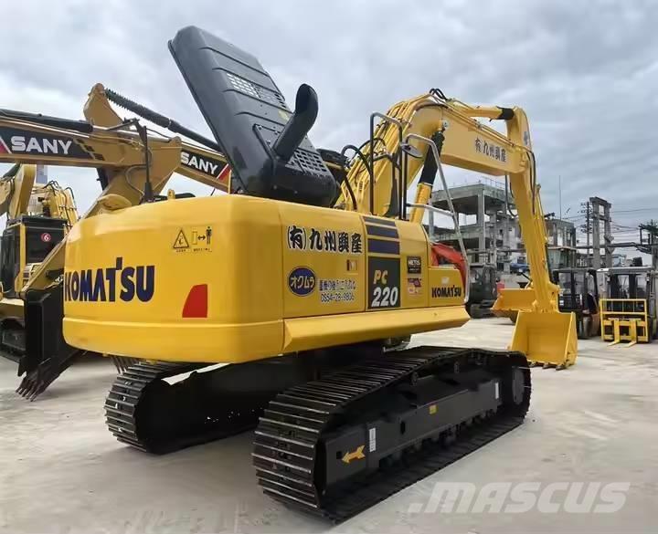Komatsu PC220-8 Bageri guseničari