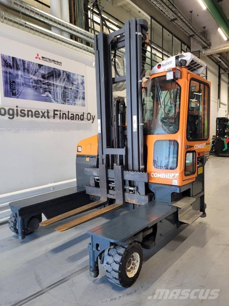 Combilift C 4000 Viljuškari sa 4-stranskim dohvatom