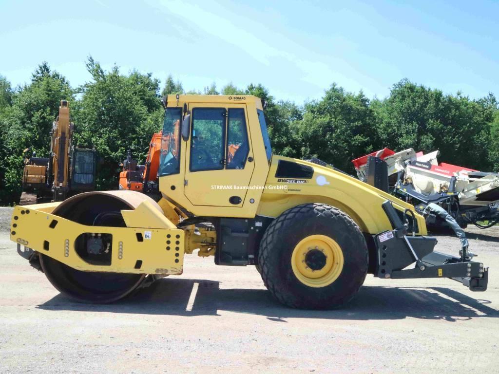 Bomag BW 213 D H-4 i Nabijači zemlje