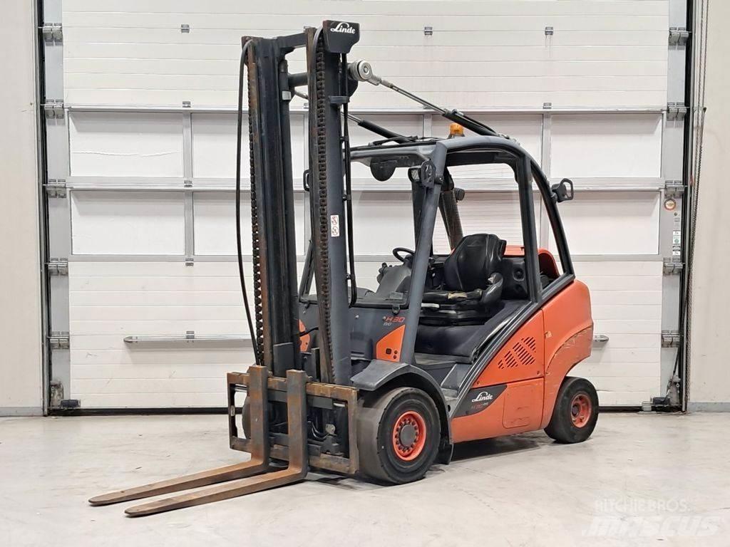 Linde H30T-02 Plinski viljuškari