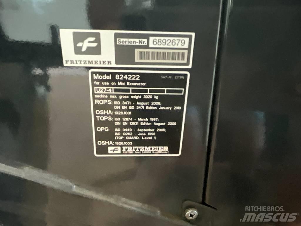 Kubota U 27-4 Kabine i unutrašnjost