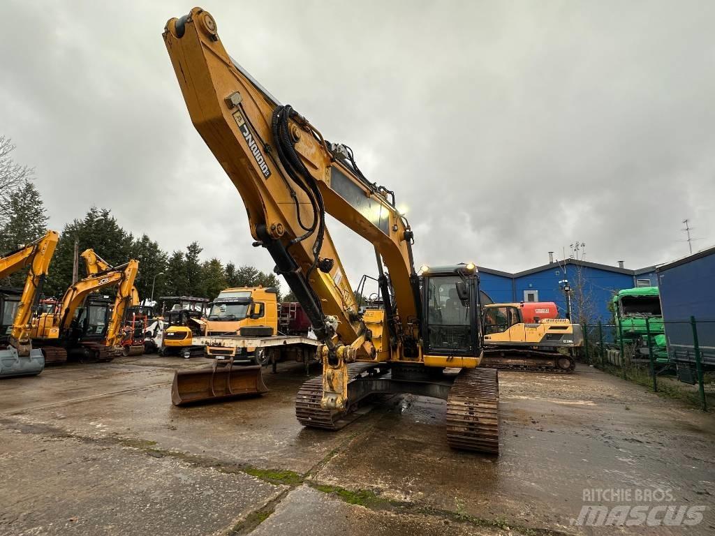 JCB JZ 255 LC Bageri guseničari