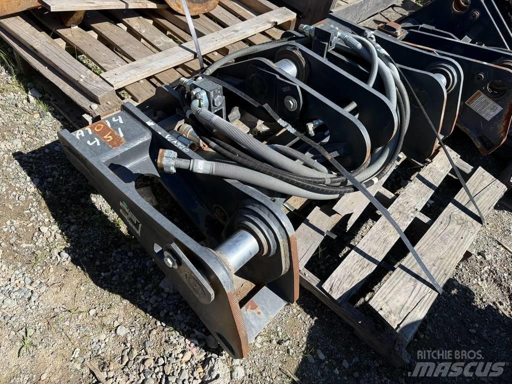 Komatsu WA320 QC Brze spojke