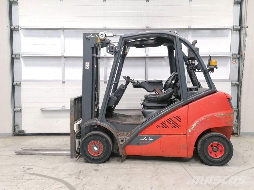 Linde H25D-02 Dizelski viljuškari