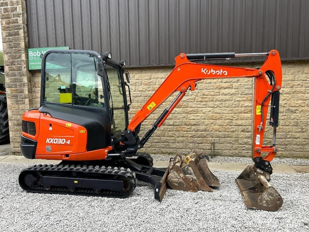 Kubota KX030-4 Mini bageri < 7t