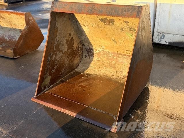 Manitou USED BUCKET Kašike / Korpe