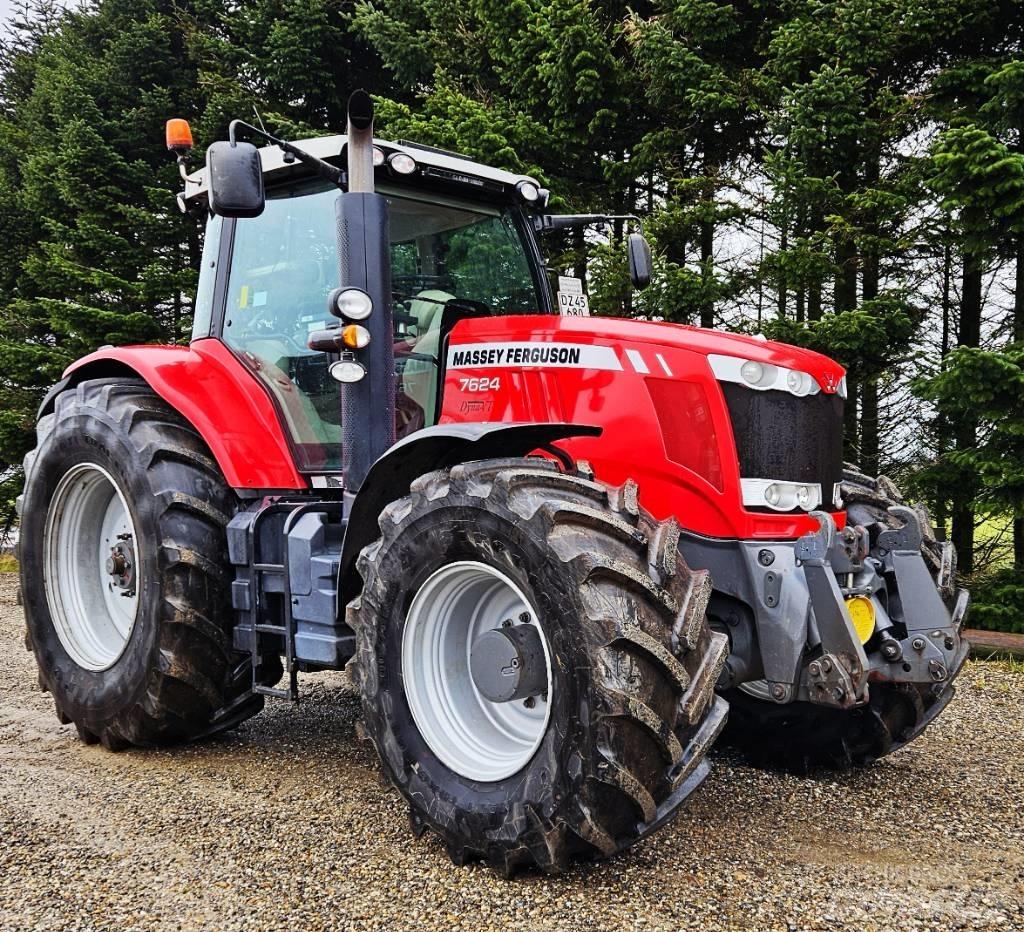 Massey Ferguson 7624 Traktori