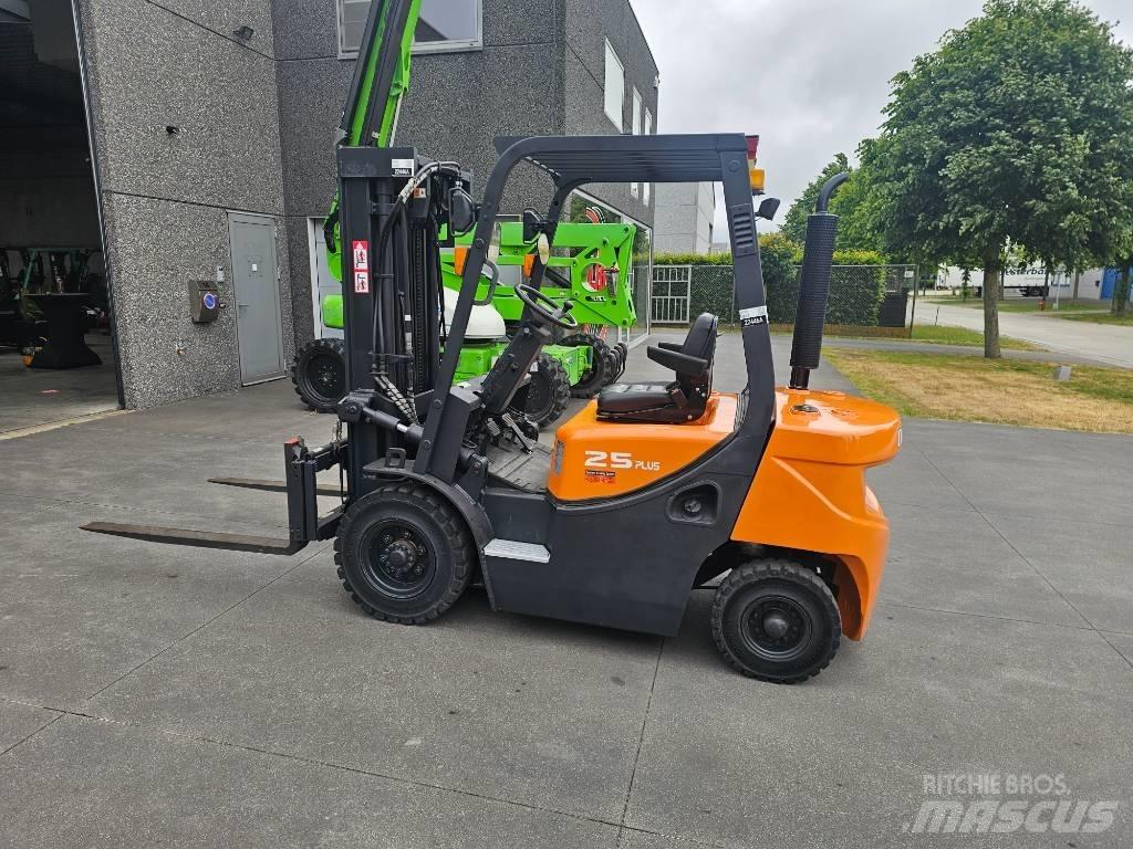 Doosan D 25 G Dizelski viljuškari