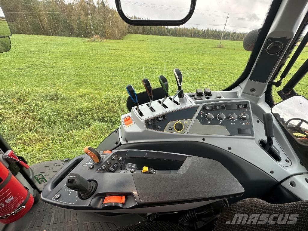 Valtra T 194 Traktori