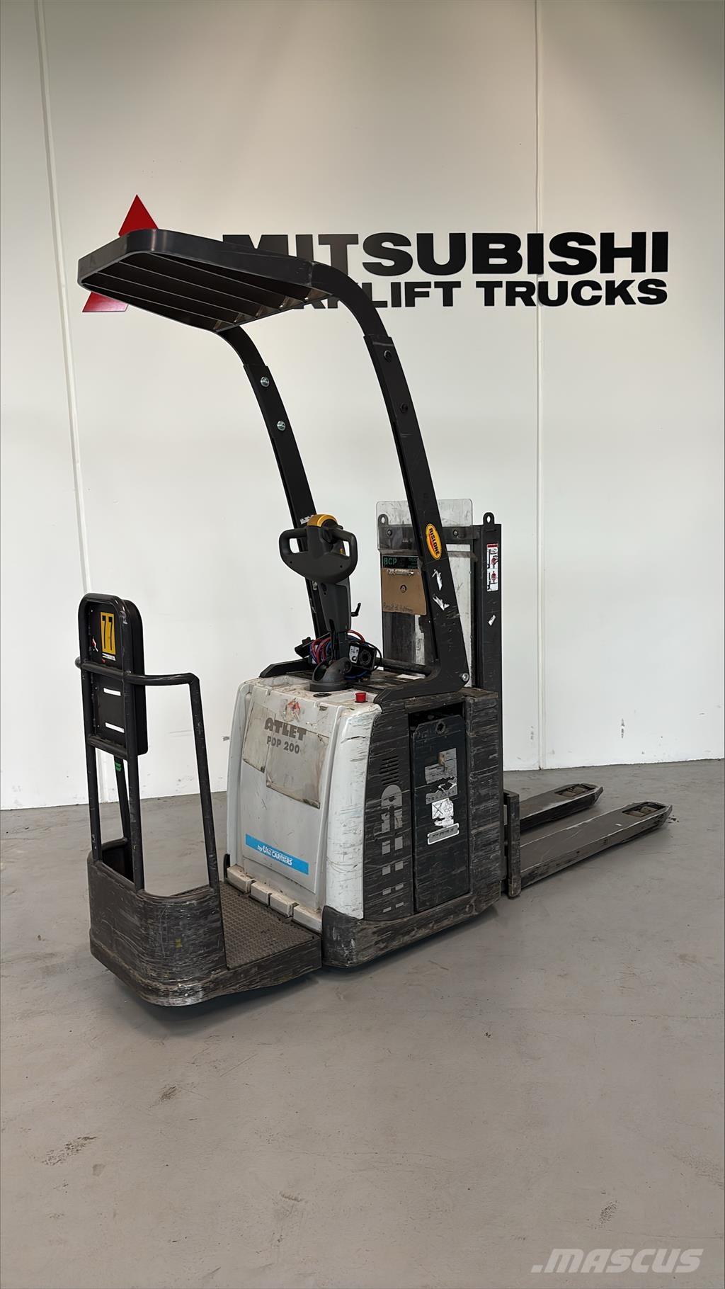 Atlet PDP200 Samopogonski ručni viljuškari