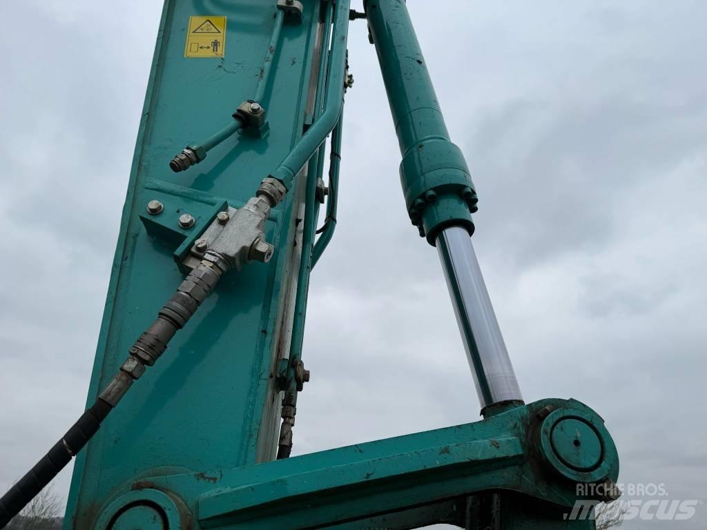 Kobelco SK130LC-11 Bageri guseničari