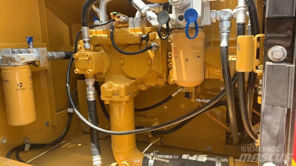 CAT 325D2L Bageri guseničari