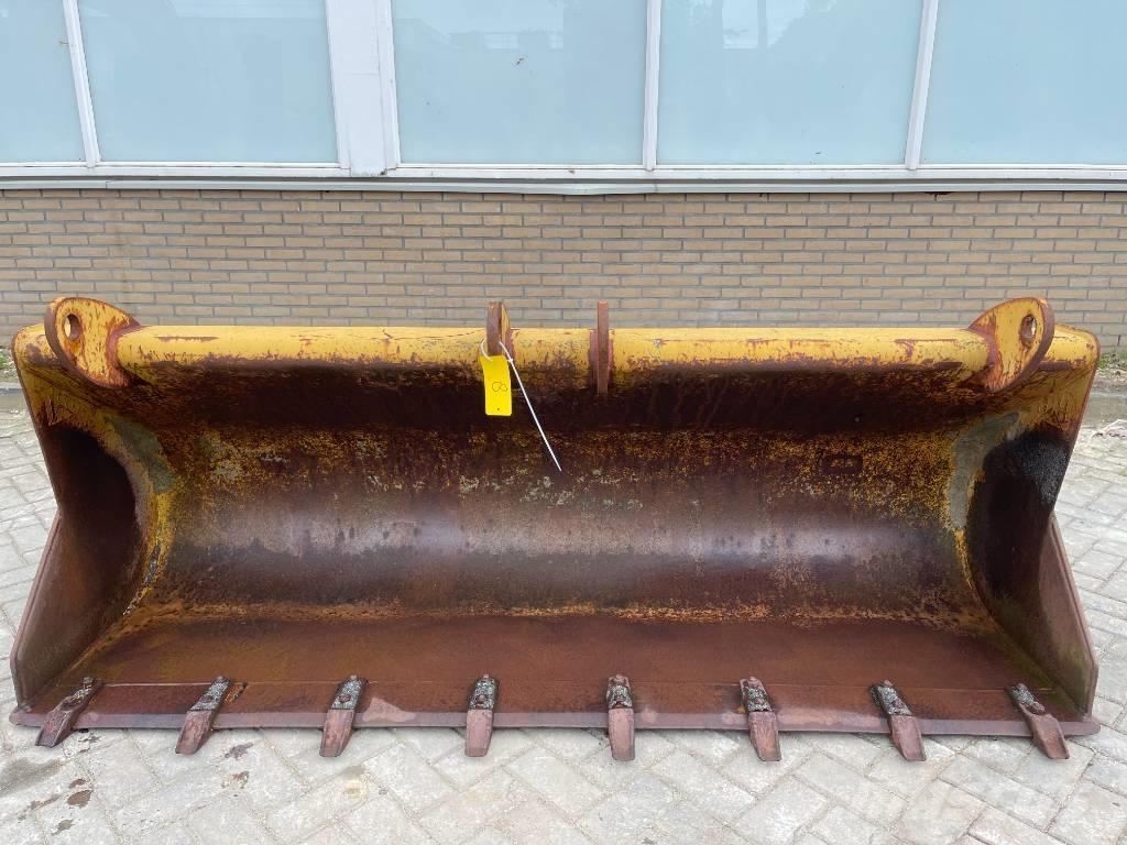 CAT Backhoe bucket Kašike / Korpe