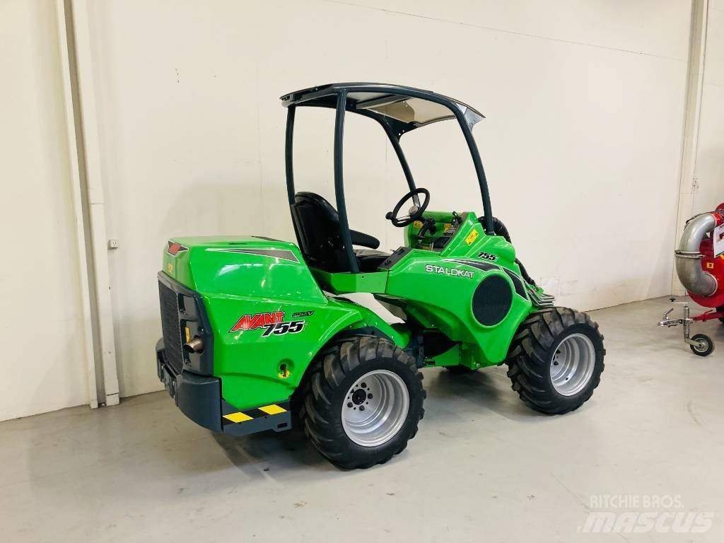 Avant 755 i Mini utovarivači