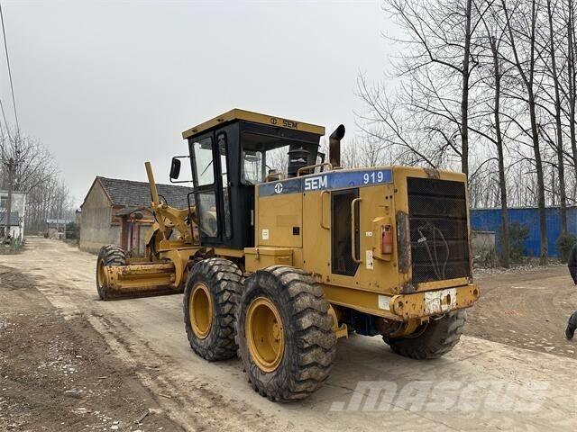 SEM 919 Buldožeri na točkovima