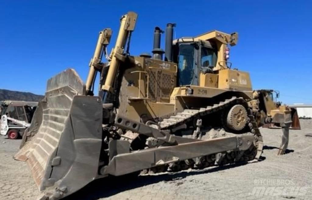 CAT D10T Buldožeri guseničari