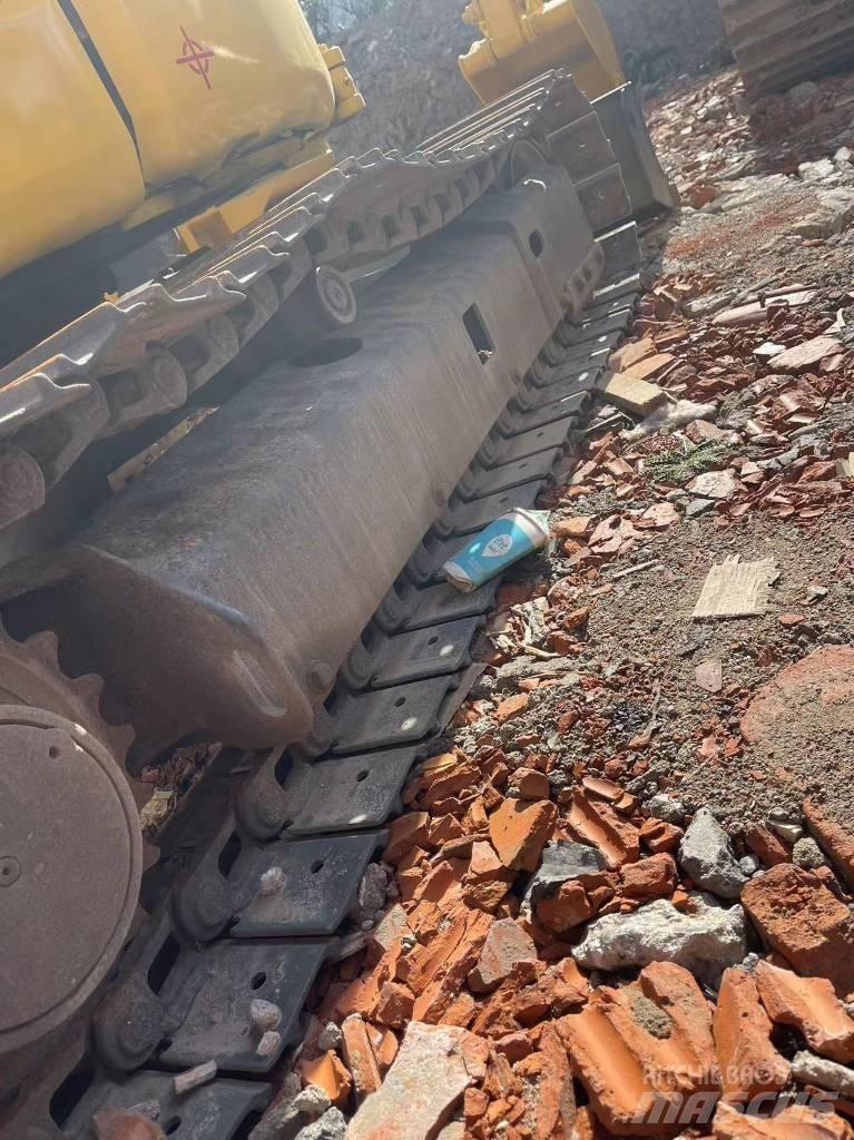 Komatsu PC 35 Bageri guseničari
