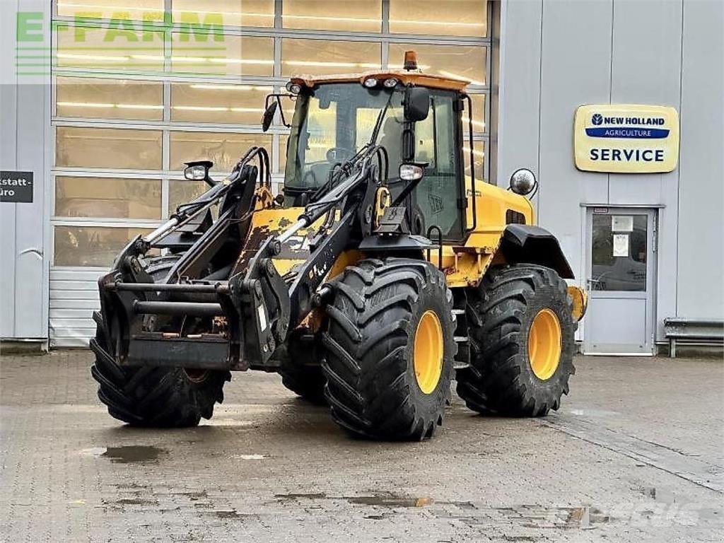 JCB 427 ht agri Mini bageri < 7t