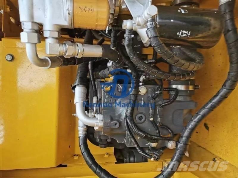 Komatsu PC  130 LC-7 Bageri guseničari