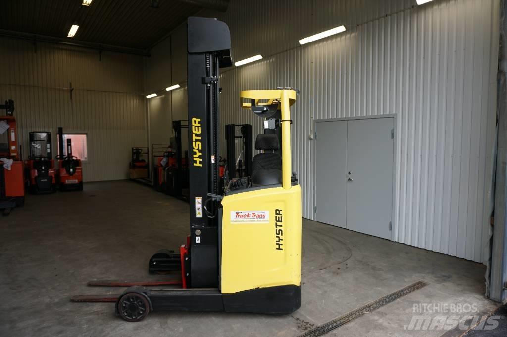 Hyster R1.4 Viljuškari sa pomičnim stupom