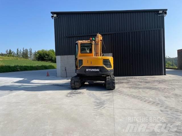 Hyundai R 80 CR-9A Midi bageri 7t – 12t