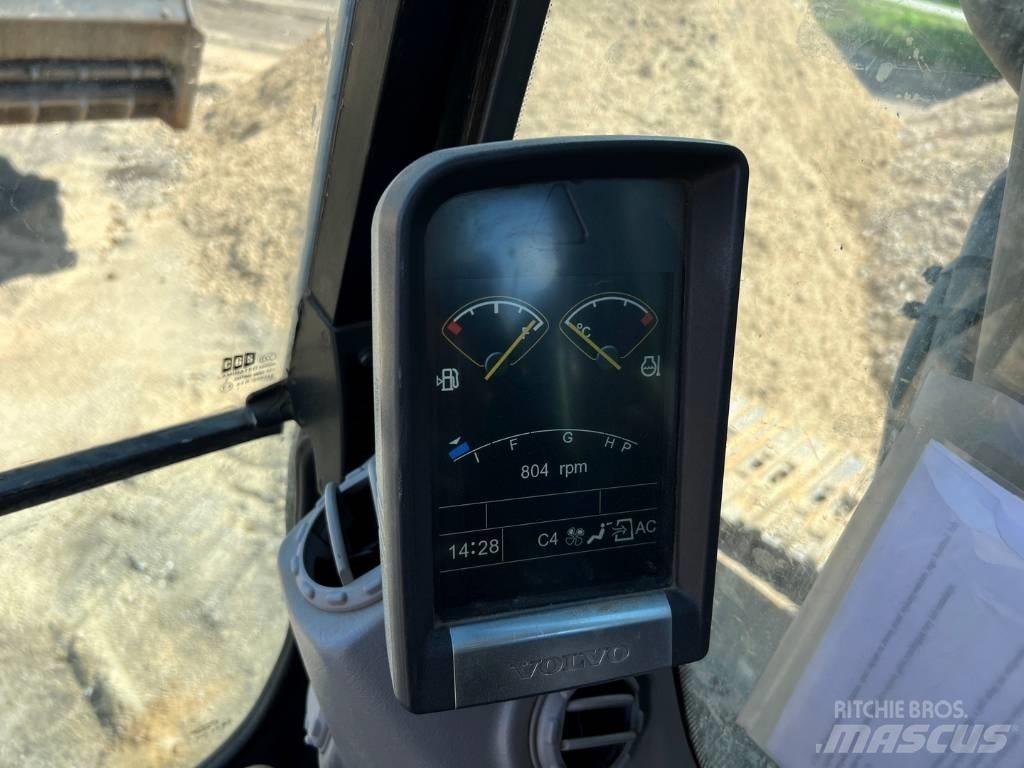 Volvo EC 300 D L Bageri guseničari