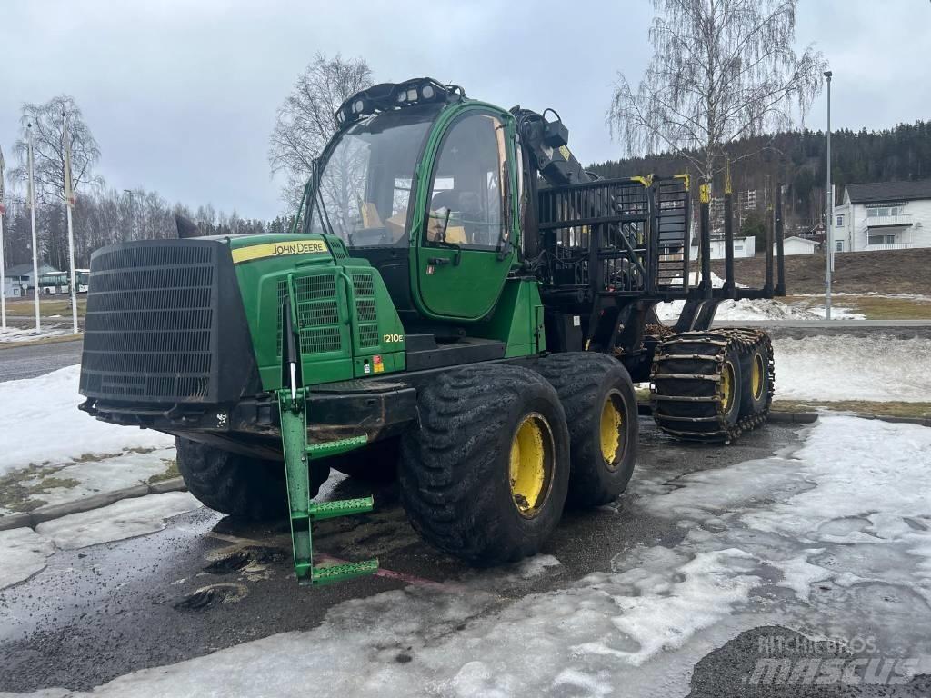 John Deere 1210 E Forvarderi