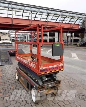 SkyJack SJ III 3220 Makazaste platforme