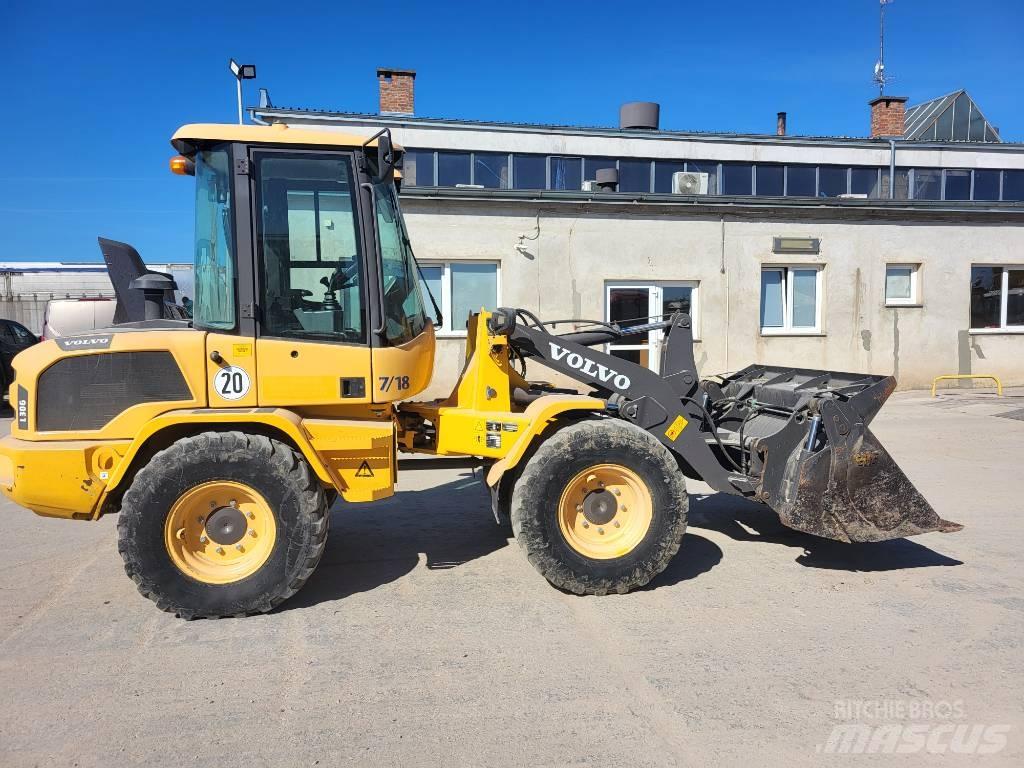 Volvo L 30 G Utovarivači na točkove