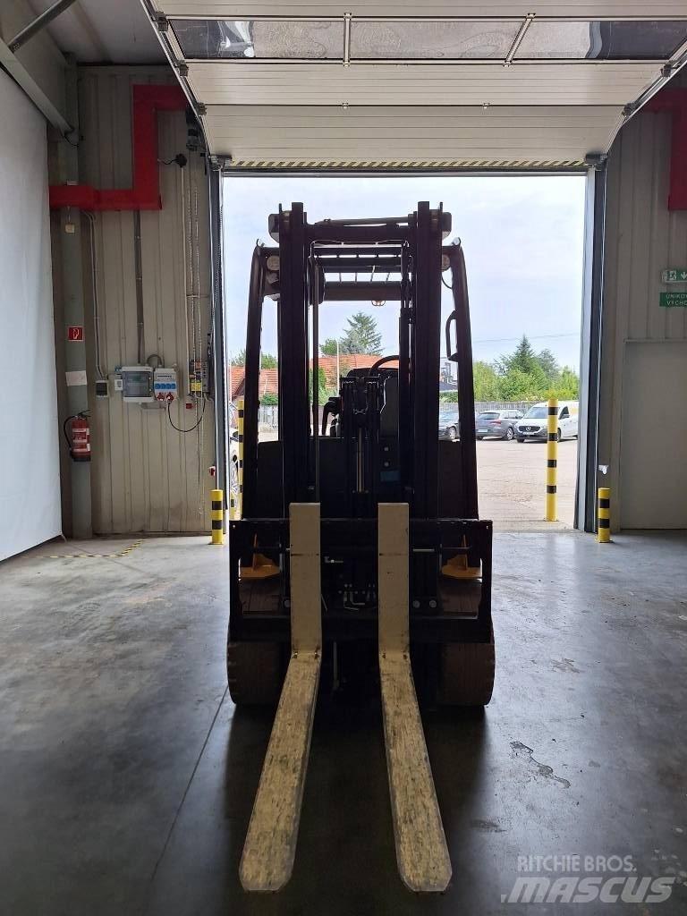 Yale ERP 30 VL Električni viljuškari