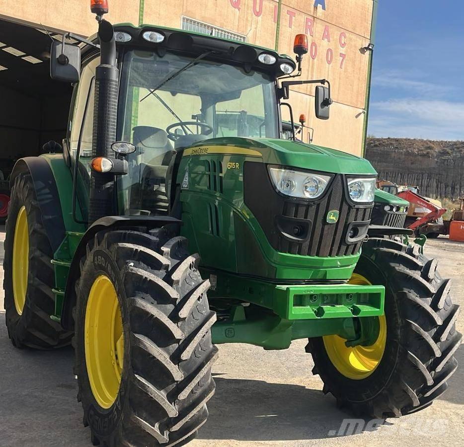 John Deere 6115 R Traktori