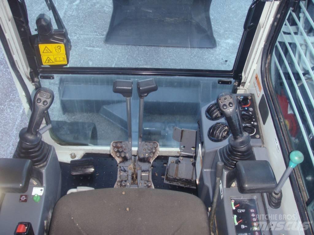 Takeuchi TB153FR Mini bageri < 7t