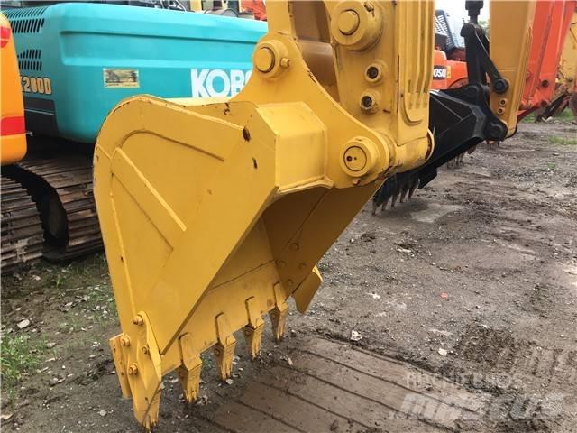 Komatsu PC 200-8 Bageri guseničari