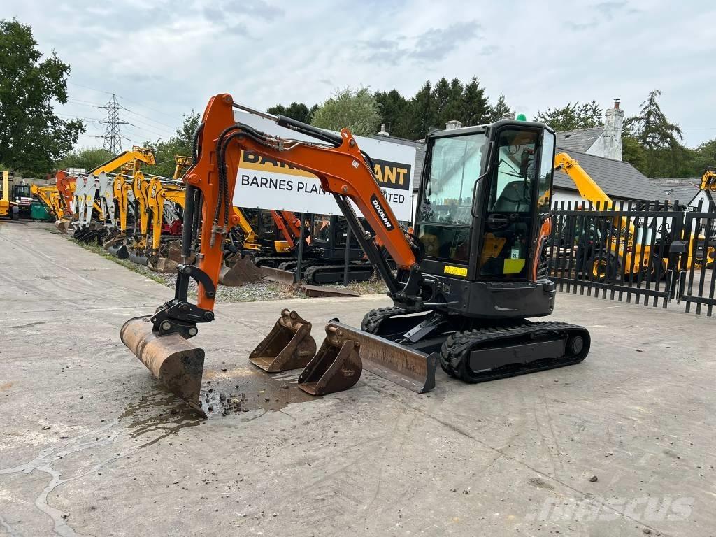 Doosan DX 27 Z Mini bageri < 7t